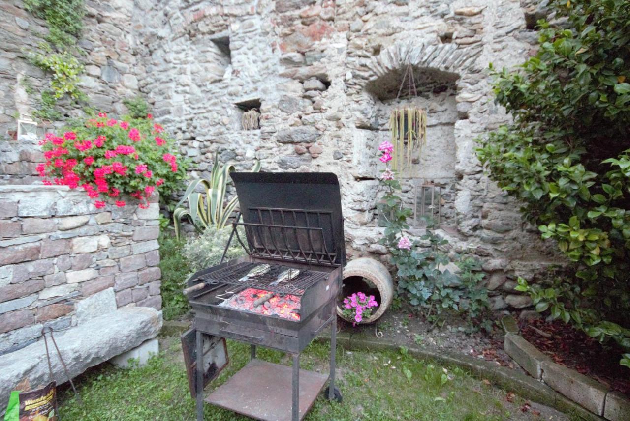 L'Antico Borgo Aparthotel Cremia Buitenkant foto