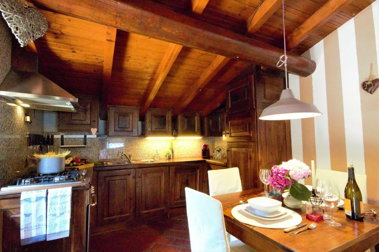 L'Antico Borgo Aparthotel Cremia Buitenkant foto